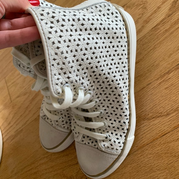 Tory Burch leather hight top sneakers - Picture 1 of 7